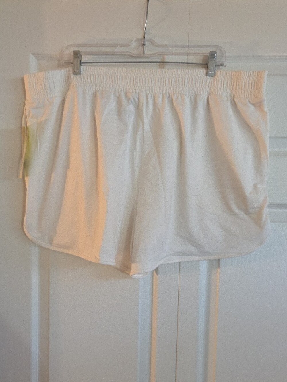 all in motion Off-White Elastic Waist Athletic Shorts - Picture 2 of 8